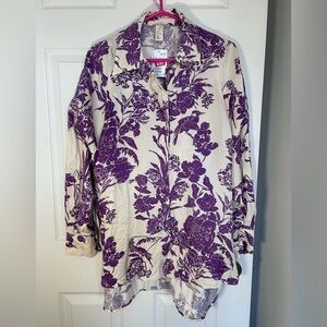 H&M NWT floral button down oversized blouse- 100% viscose- size 12
